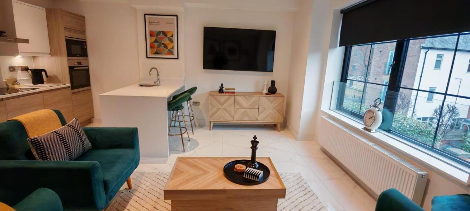 Luxury Apartment: City Centre, Stylish, Modern Chester Extérieur photo